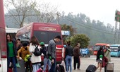 'Trại nuôi bà bầu' bên kia biên giới