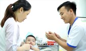 Đau xót hàng loạt trẻ thoi thóp vì 'tội ác' không dùng vaccine