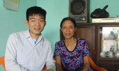 Cậu học trò mù nhận học bổng 2,2 tỷ đồng
