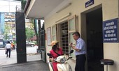 Thu tiền gửi xe ở cơ quan công quyền: Ghi rõ 'miễn phí' trên vé xe