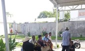 Vợ chết oan vì can chồng 'hỗn chiến' với hàng xóm
