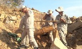 Phát hiện bom lớn ở khu vực Cửa khẩu Quốc tế Lao Bảo