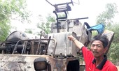 Máy gặt lúa 200 triệu của người dân bị đốt cháy trơ khung