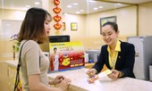 Đầu năm khách hàng ồ ạt gửi tiền tiết kiệm ngân hàng
