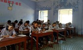 Thót tim học dưới mái trường chờ sập ở đảo Lý Sơn