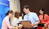 Lienvietpostbank trao 143 suất học bổng cho sinh viên năm học 2017 - 2018