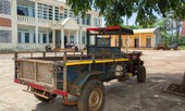 Trang bị bộ phản quang cho 600 phương tiện giao thông tại Tây Nguyên