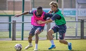 HLV Sint-Truiden: 'Công Phượng còn yếu về chiến thuật'
