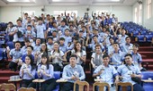 Tri thức là hành trang phát triển của nhà trường và sinh viên