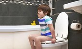 Bổ sung lợi khuẩn hỗ trợ xử lý tình trạng táo bón ở trẻ nhỏ
