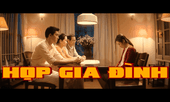 Á hậu Tú Anh kể chuyện mẹ bỉm sữa sau sinh khiến dân mạng cười ra nước mắt