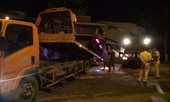 'Xế hộp' Mercedes tông liên tiếp 3 căn nhà, 3 người thương vong