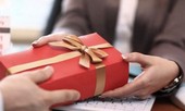 Đồng Tháp nghiêm cấm cấp dưới đi chúc Tết, tặng quà cấp trên