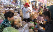 Đặc sản nước ngoài đổ bộ chợ tết tại TPHCM