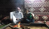 Lạc đà, đàn ông và siêu xe ở UAE