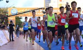 Thành phố biển tụ hội những người yêu chạy