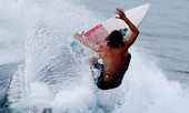 Cưỡi sóng 'phê ngất ngây' ở thiên đường du lịch Bali