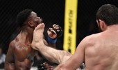 Võ sĩ Nga tung cú đá siêu hiểm khiến ‘quán quân’ UFC đổ gục