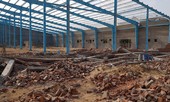 Khởi tố vụ án sập tường công trình nhà xưởng làm 6 người chết ở Vĩnh Long
