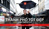 Kiến trúc sư Đan Mạch tư vấn dự án phố đi bộ Hồ Gươm tặng sách quý cho Việt Nam