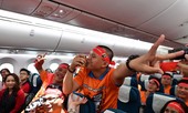 Cổ động viên lên đường tiếp sức đội tuyển Việt Nam trận cuối vòng bảng