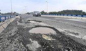 Ổ gà nguy hiểm trên cao tốc, chủ quản nói gì?
