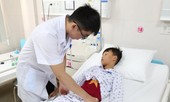 Phú Thọ: Bé trai ngã vỡ ruột khi tập xe đạp