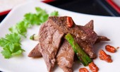 Những người tuyệt đối nói không với gan lợn vì cực độc