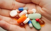 Sốt xuất huyết mà uống những thuốc này dễ mất mạng