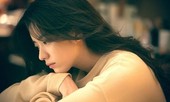 Lao vào cuộc tình với đại gia già, gái xinh không ngờ có 'món quà' đắng cay này