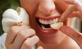 Ăn tỏi mỗi ngày theo cách này, chống được cả ung thư, loãng xương, tim mạch