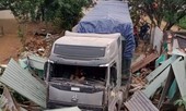 Tin mới vụ xe container đâm sập nhà dân ở Quảng Nam