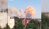 Nổ kho đạn, người dân Kazakhstan chạy tán loạn như ngày tận thế