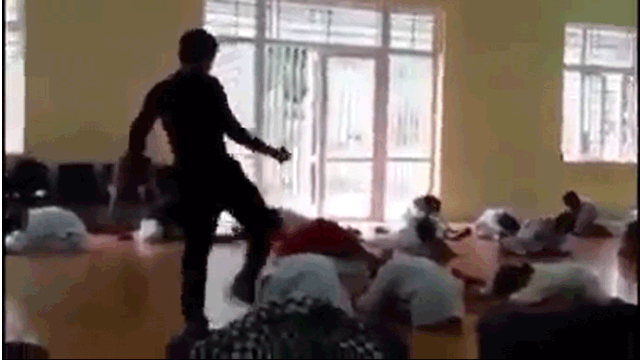 Vụ huấn luyện viên 'tung cước': 'Giẫm vào mình thì mình cũng chết!'