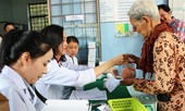 Khám và phát thuốc miễn phí cho 400 người nghèo