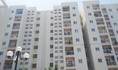 Thanh niên bò sát đất ngó vào váy cô gái trong thang máy không phải dân chung cư