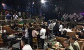 Công an đột kích quán bar nổi tiếng Sài Gòn, hàng trăm dân chơi tháo chạy