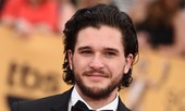 Kit Harington tiết lộ ngất ngây lần đầu gặp “mẹ rồng”