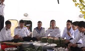 'Mùa xuân biển đảo' mang Tết sớm đến với các chiến sĩ hải quân
