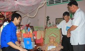 T.Ư Đoàn thăm hỏi, tặng quà Tết gia đình chính sách, thanh niên Tây Ninh