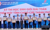 Gần 1.000 học sinh thi chung kết giải toán trên máy tính cầm tay