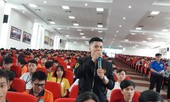 Sinh viên đối thoại cùng CEO: Học và làm gì để thành công?