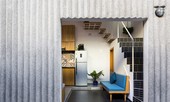 “Đột nhập” nhà 18m2 cực tiện nghi trong hẻm cụt của đôi vợ chồng Sài Gòn
