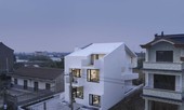 Anh thợ xây về quê dựng nhà “siêu đẹp” khiến ai cũng mê đắm