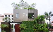 Biệt thự với mặt tiền xanh mướt, có bể bơi đẹp ngắm mãi không chán