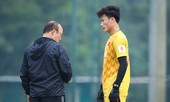 Thủ thành Bùi Tiến Dũng buồn, ông Park Hang Seo lo