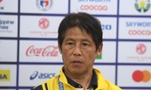 Báo chí 'quây' HLV Nishino sau khi Thái Lan bị loại khỏi SEA Games 30