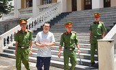 Cái giá phải trả của Đại úy công an liên tục hù doạ bị can, vòi tiền chống đi tù