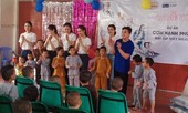 'Người đẹp nhân ái': Thí sinh HHVN 2020 mang ‘cơm hạnh phúc’ cho trẻ em, người già