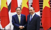 Thủ tướng Nguyễn Xuân Phúc chủ trì lễ đón thủ tướng Nhật Bản Suga Yoshihide